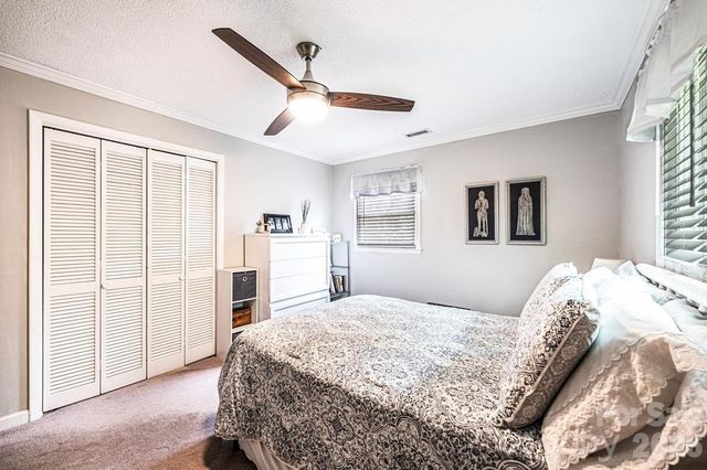 2651 31st Street Court NE, Hickory, NC 28601