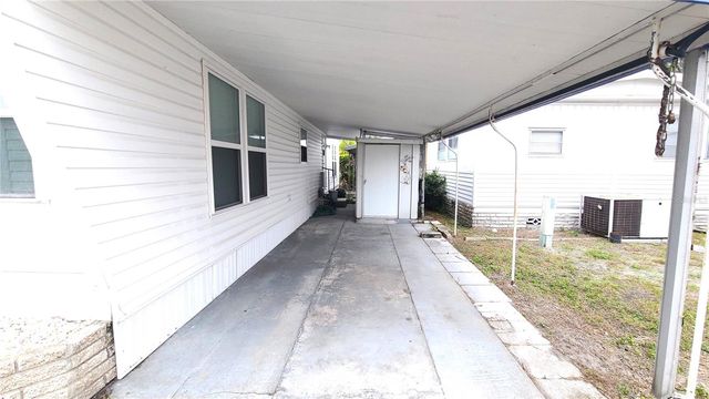 4851 W GANDY BOULEVARD B4 L32, Tampa, FL 33611