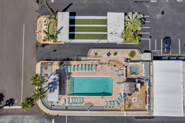 4851 W GANDY BOULEVARD B4 L32, Tampa, FL 33611