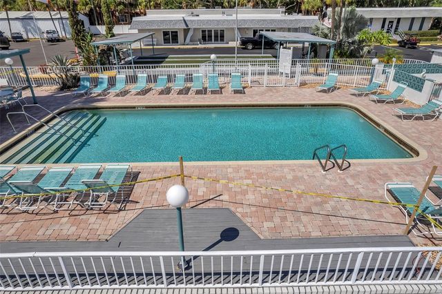 4851 W GANDY BOULEVARD B4 L32, Tampa, FL 33611