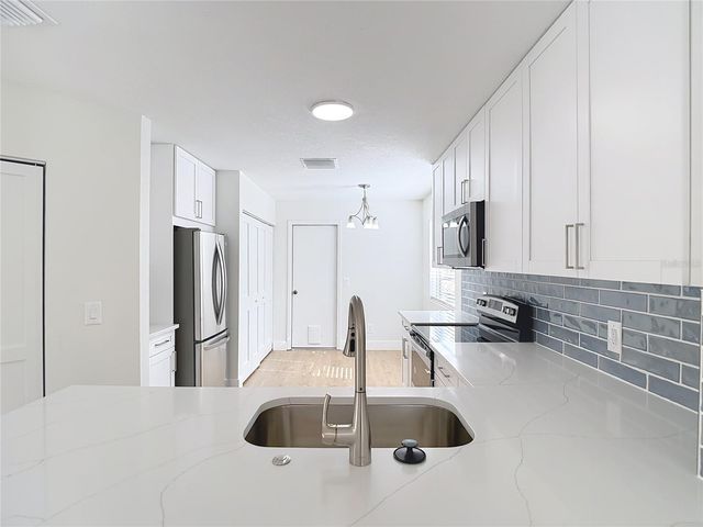 2013 GLEN FORGE STREET, Brandon, FL 33511