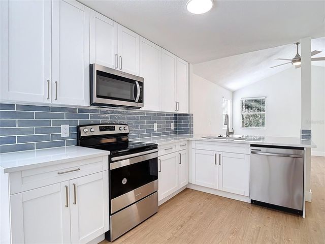 2013 GLEN FORGE STREET, Brandon, FL 33511