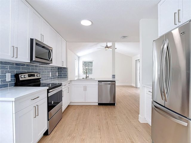 2013 GLEN FORGE STREET, Brandon, FL 33511