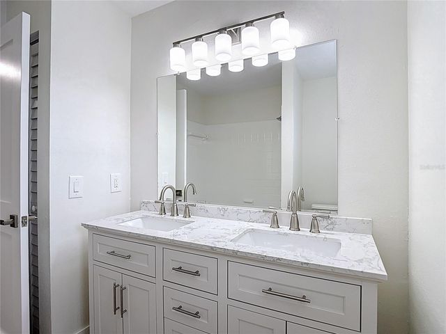 2013 GLEN FORGE STREET, Brandon, FL 33511