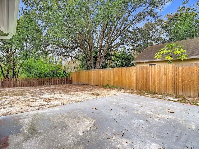 2013 GLEN FORGE STREET, Brandon, FL 33511