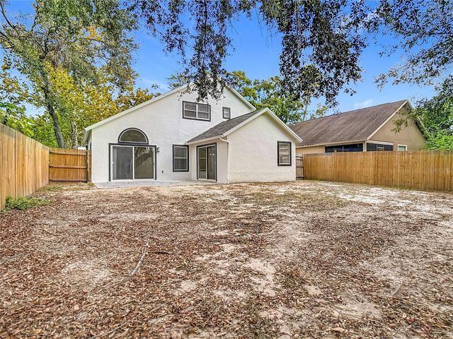 2013 GLEN FORGE STREET, Brandon, FL 33511