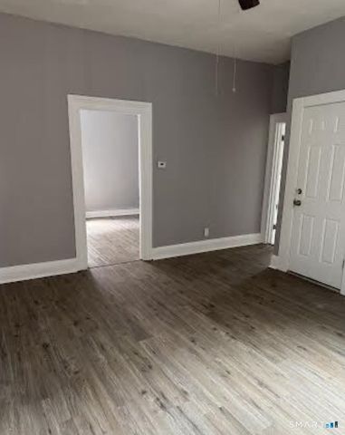 26 Hungerford Street, Hartford, CT 06106