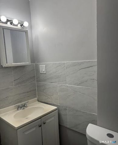 26 Hungerford Street, Hartford, CT 06106