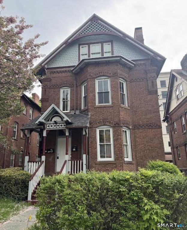 26 Hungerford Street, Hartford, CT 06106