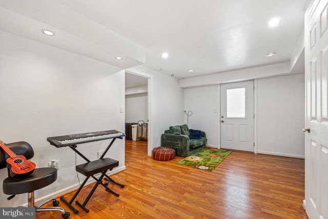7523 BRENISH DR, Gaithersburg, MD 20879