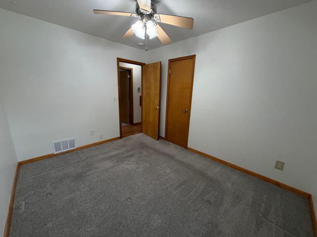 6280 6th Street NE, Fridley, MN 55432