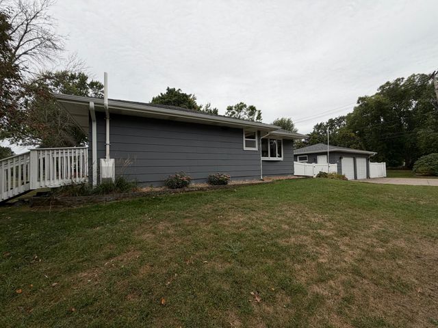 6280 6th Street NE, Fridley, MN 55432