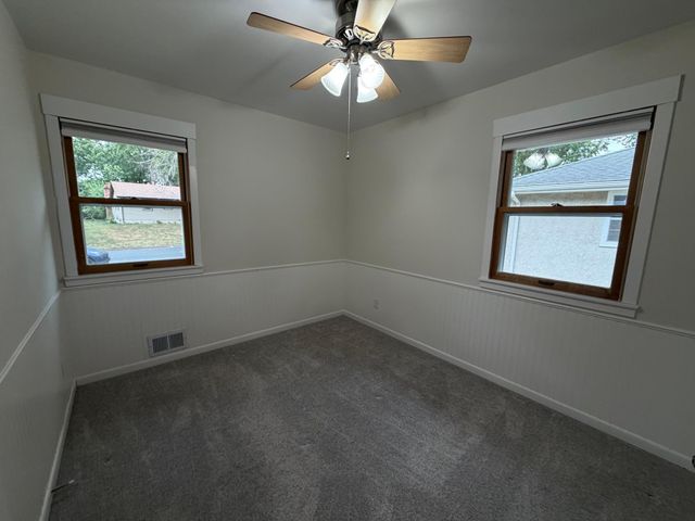 6280 6th Street NE, Fridley, MN 55432