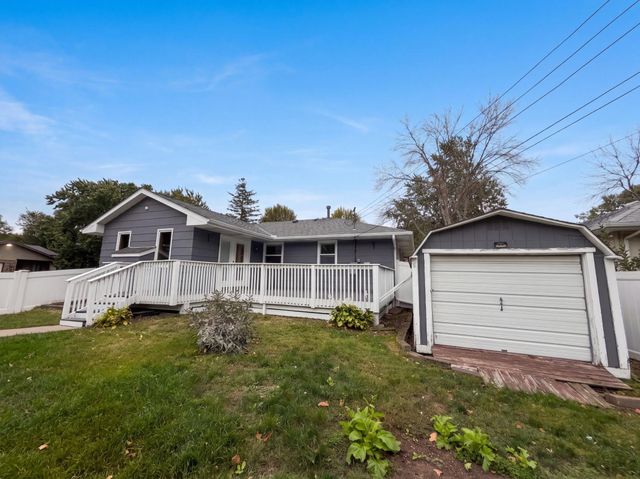 6280 6th Street NE, Fridley, MN 55432