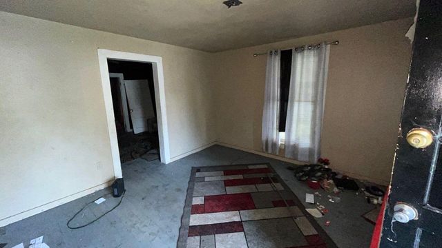 110 W Oak Street, Rossville, GA 30741