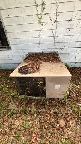 110 W Oak Street, Rossville, GA 30741