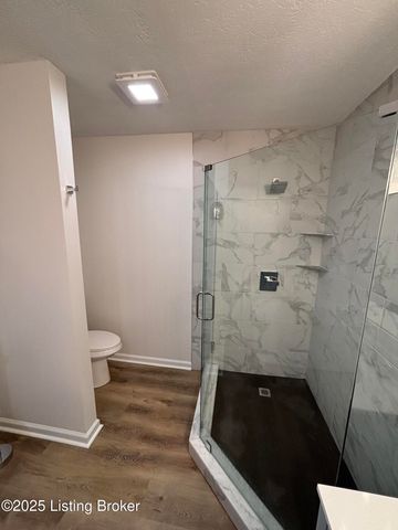 1803 Hawk Hill Rd, La Grange, KY 40031