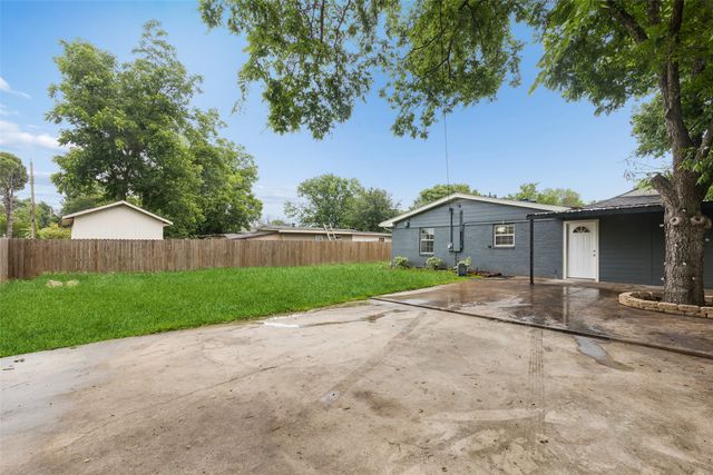 2519 Maverick Avenue, Dallas, TX 75228