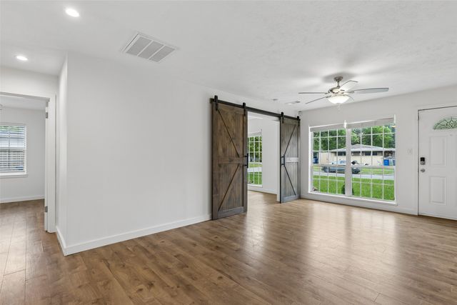 2519 Maverick Avenue, Dallas, TX 75228
