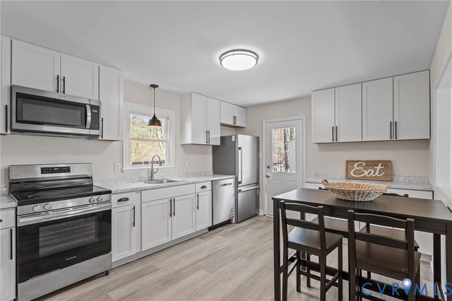 2613 McManaway Dr, Chesterfield, VA 23112