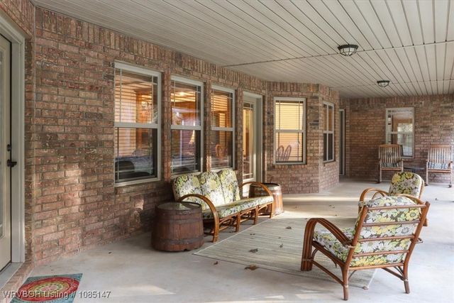 105 Forest Ridge, Poteau, OK 74953