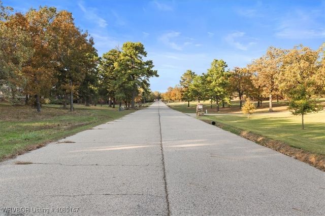 105 Forest Ridge, Poteau, OK 74953