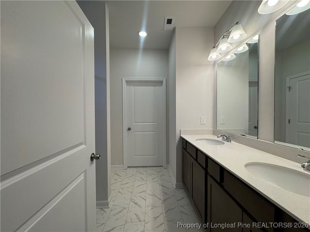 1648 Elk Run Drive, Fayetteville, NC 28312