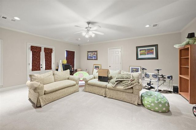 19204 Bellerive Court, Baton Rouge, LA 70809