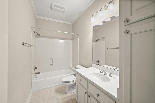 19204 Bellerive Court, Baton Rouge, LA 70809