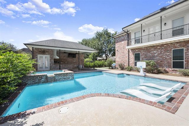 19204 Bellerive Court, Baton Rouge, LA 70809