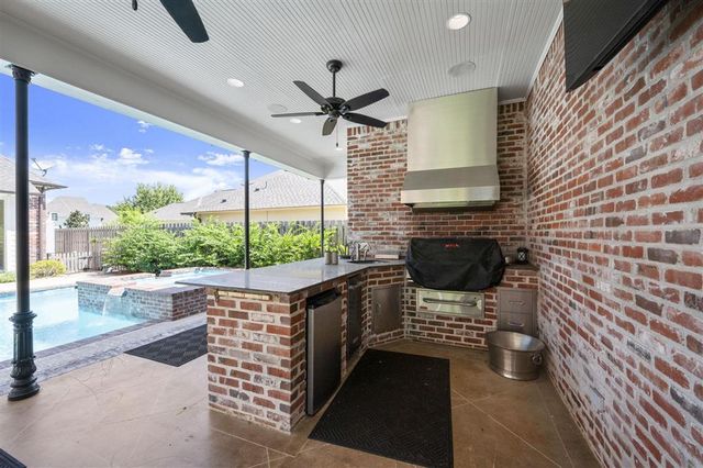 19204 Bellerive Court, Baton Rouge, LA 70809