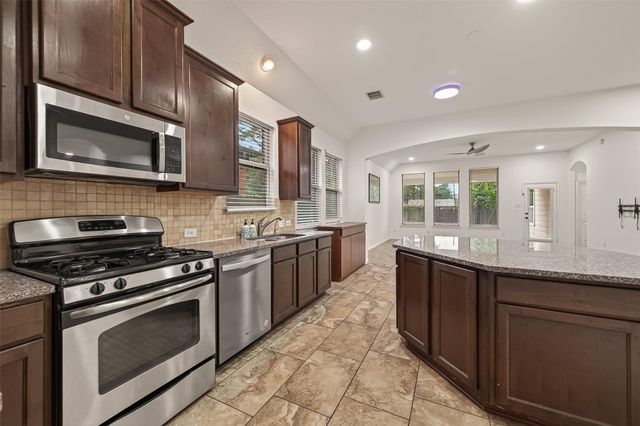 16131 Keystone Ridge Lane, Houston, TX 77070