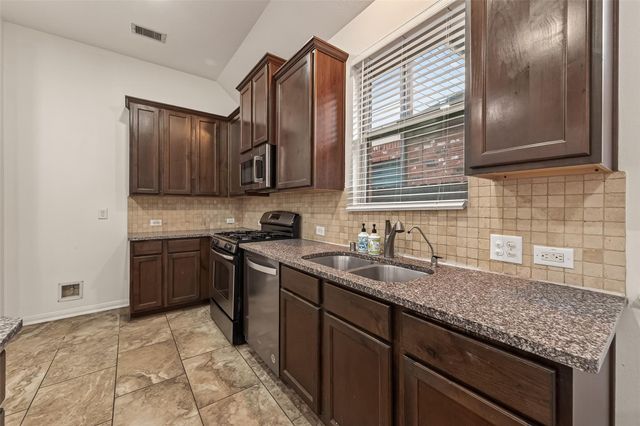 16131 Keystone Ridge Lane, Houston, TX 77070