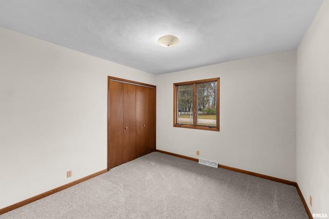 209 LAKE VIEW Court, Colona, IL 61241