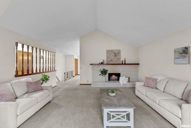 209 LAKE VIEW Court, Colona, IL 61241