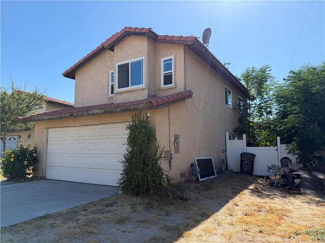 7556 Villa Ave, Highland, CA 92346