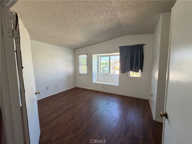 7556 Villa Ave, Highland, CA 92346