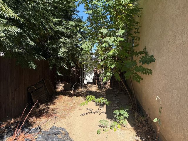 7556 Villa Ave, Highland, CA 92346