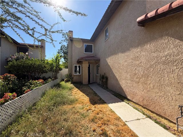 7556 Villa Ave, Highland, CA 92346