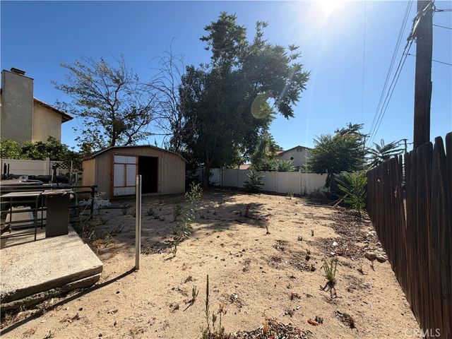 7556 Villa Ave, Highland, CA 92346
