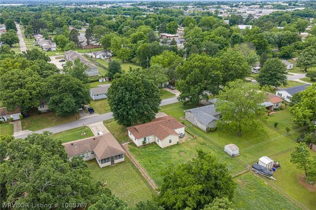 1805 Independence Street, Fort Smith, AR 72901