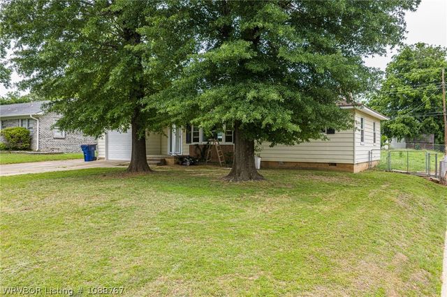 1805 Independence Street, Fort Smith, AR 72901