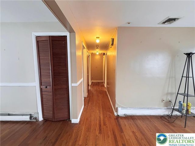 826 Whittier Drive, Allentown City, PA 18103