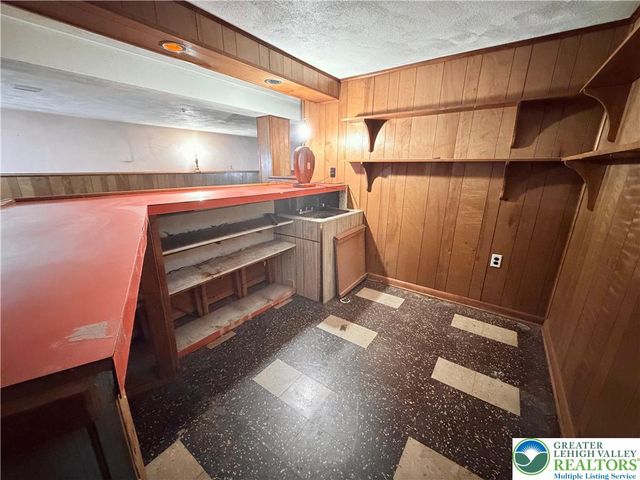 826 Whittier Drive, Allentown City, PA 18103