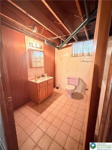 826 Whittier Drive, Allentown City, PA 18103