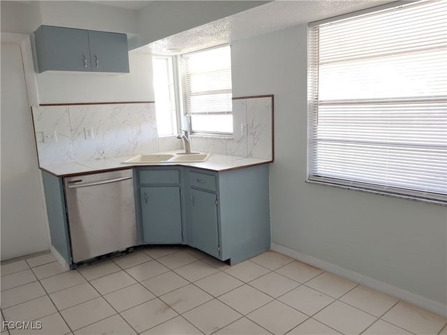 134 Connecticut AVE, Fort Myers, FL 33905