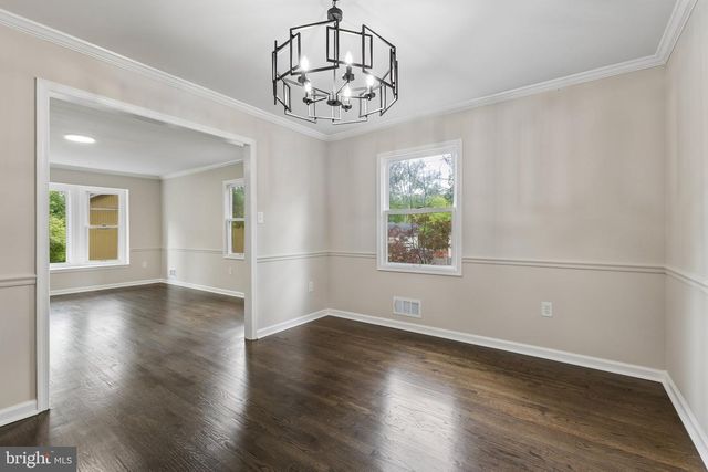 16202 EDGEWOOD DR, Dumfries, VA 22025
