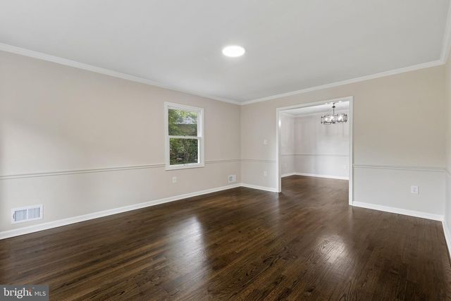16202 EDGEWOOD DR, Dumfries, VA 22025