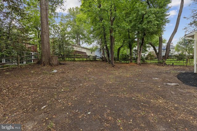 16202 EDGEWOOD DR, Dumfries, VA 22025