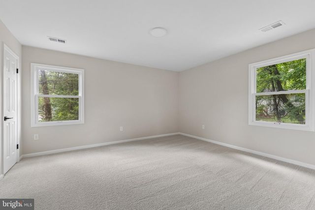 16202 EDGEWOOD DR, Dumfries, VA 22025